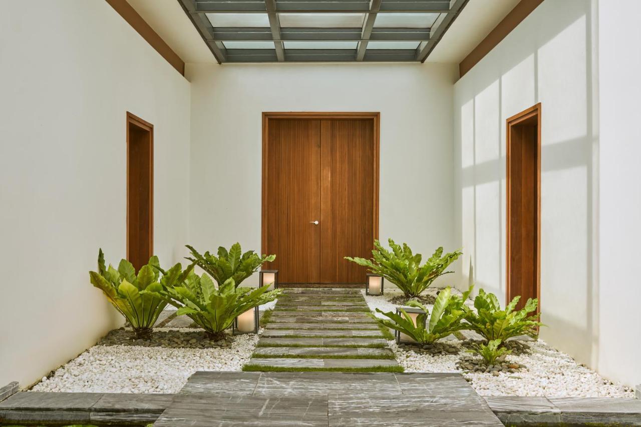 Moevenpick Villas & Residences Дуонг-Донг Экстерьер фото Interior of the house